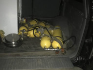 Под Одессой задержали иностранца с радиоактивными аквалангами (фото)