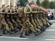 «Слава Украине — Героям слава»: в Украине изменят военное приветствие