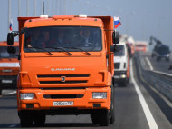 Цены выросли, а туристы не приехали: в Крыму признали, что мост не решит проблем полуострова