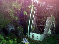 Разбитый автобус в Днепропетровской области