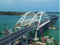 Временная мостовая переправа в Крыму