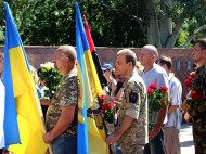 На Донбассе попрощались с погибшим украинским воином (фото)