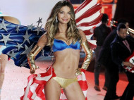 "Ангел" Victoria's Secret ждет второго ребенка (фото)