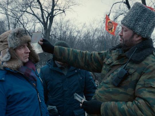Кадр из фильма «Донбасс»