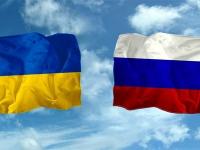 Флаги Украины и России