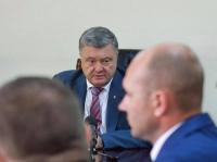 Порошенко жестко отчитал правоохранителей, позарившихся на чужие устрицы 
