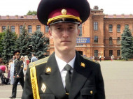 Олег бежал к раненым, когда его настигла пуля снайпера, — отец Героя Украины