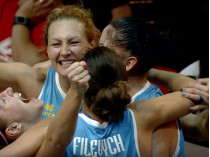 Украинки вырвали у итальянок «бронзу» чемпионата Европы по баскетболу 3х3: видео решающего броска