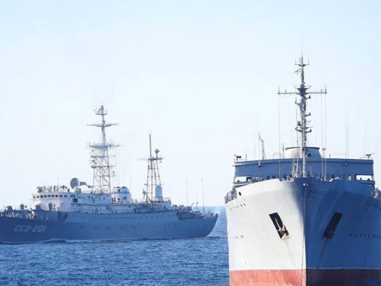 Проход украинских кораблей на Азов