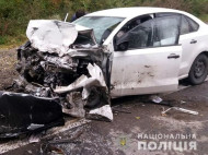 В Западной Украине три человека погибли в страшном лобовом ДТП (фото)