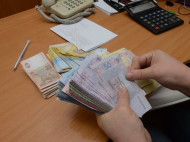 В Одессе стажер кассира в первый же день работы обокрала банк