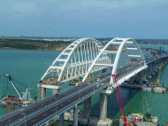 Стало известно, как оккупанты собираются "латать" Крымский мост