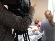 В Киеве врачи чудом спасли юношу, изрезанного ножом из-за сексуальной ориентации 
