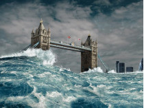 Затопленный цунами Лондон