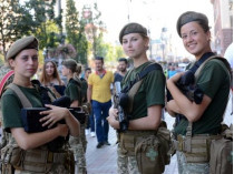 Женщины-военнослужащие ВСУ