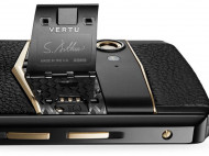 Обанкротились, но не смутились: Vertu представила новый смартфон за 5 тысяч долларов
