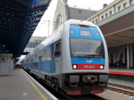 В Киеве поезд "Интерсити" сбил мужчину, отдыхавшего на рельсах