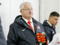 Хоккейный «Донбасс» уволил иностранного тренера