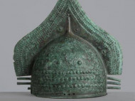 Неизвестный меценат спас от вывоза из Украины бронзовый шлем, которому 2700 лет (фото)