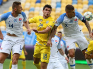 Словакия — Украина: прогнозы букмекеров на матч Лиги наций 