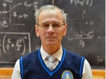 Учитель физики Павел Виктор