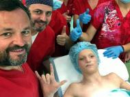 «Глазной протез у Тимы постоянно выпадал»: юному герою «ФАКТОВ» сделали сложную операцию в Киеве