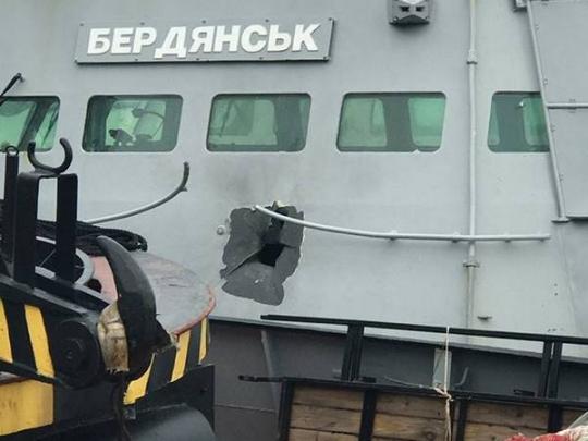 Пробоина в катере «Бердянск»