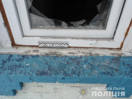 Под Кропивницким в дом ветерана АТО бросили «коктейль Молотова»: детали и фото с места происшествия