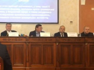 Нападения на активистов будут рассматриваться как нападения на государство, — Луценко