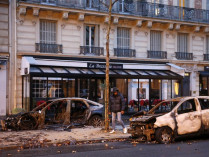 Сожженные автомобили в Париже
