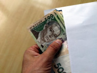 В Украине подсчитали число работников, получающих зарплату в "конвертах" 