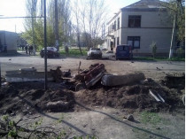 Место взрыва автомобиля в Новоалексеевке