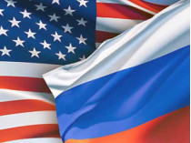 Флаги США и РФ