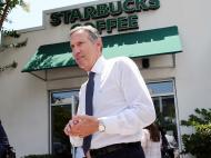 Деньги на создание Starbucks мне дал Билл Гейтс, — миллиардер Говард Шульц