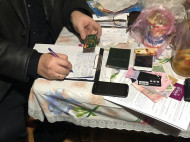 В Нацполиции раскрыли масштабную схему вербовки украинцев для перевозки нелегалов (фото, видео)