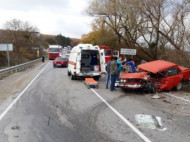 Массовое ДТП в Крыму: столкнулись 11 автомобилей и троллейбус (видео)