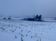 Крушение Су-27 под Житомиром: появились фото с места падения истребителя