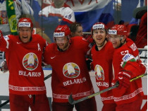 Эпический фэйл: на хоккейном матче вместо гимна Беларуси включили песню из «Ну, погоди!» (видео)