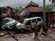 Новые данные о жертвах цунами в Индонезии шокируют (фото)