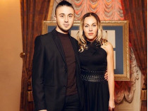 Тарас Тополя с женой Alyosha