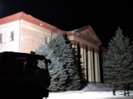 Обрушение крыши Дома культуры в Кривом Роге: появились фото с места ЧП