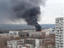 Фото горящего здания