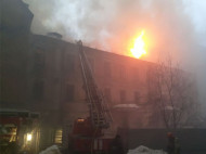 Последствия масштабного пожара в центре Киева сняли с высоты (фото, видео)