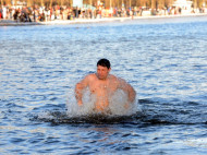 На Крещение киевляне могут набрать в Гидропарке освященной воды