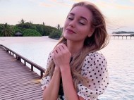 Звезда «Интернов» ответила на нападки хейтеров новым откровенным фото в трусах 