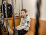 Узнику Кремля Грибу стало плохо в суде, но судья это проигнорировал