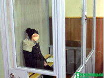 В Кременчуге 15-летнюю девочку, убившую отчима ножом, посадили под домашний арест (фото)