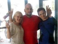 Марина Остапенко с сестрой и братом