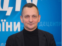 Советник главы Днепропетровской облгосадминистрации Юрий Голик