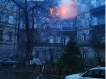 Пожар в четырехэтажном жилом доме Одессы 